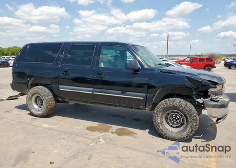 2001 Chevrolet Suburban K1500 z USA, uszkodzony, nr VIN 3GNFK16T71G281858